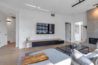 #703 - 546 Beatty Street
